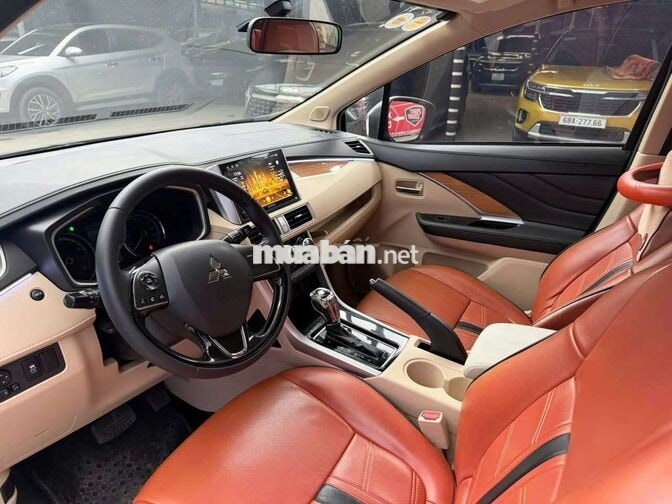 Mitsubishi Xpander 2019 1.5AT,màu xám,7v6 km