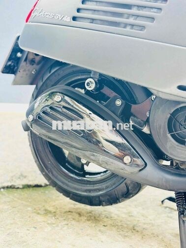 Piaggio Vespa GTS 125cc 3Val IE 2015 Ghi xám