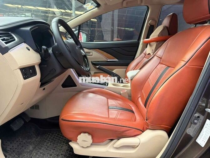 Mitsubishi Xpander 2019 1.5AT,màu xám,7v6 km