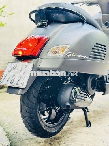 Piaggio Vespa GTS 125cc 3Val IE 2015 Ghi xám