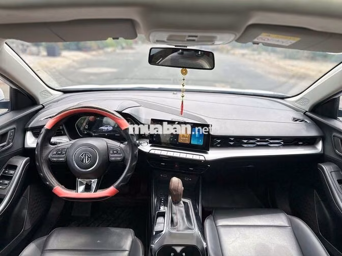 MG MG 5 Luxury 2024 Trắng 39.000 km