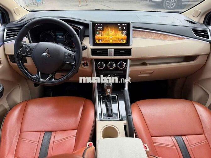 Mitsubishi Xpander 2019 1.5AT,màu xám,7v6 km