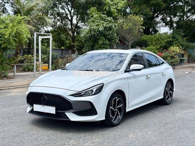 MG MG 5 Luxury 2024 Trắng 39.000 km