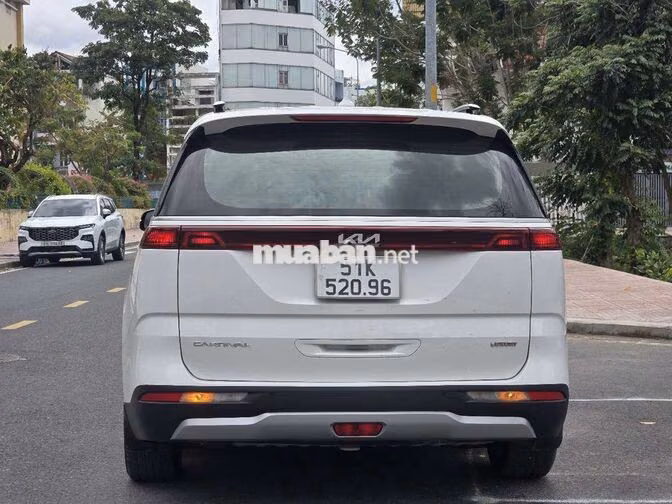 KIA CARNIVAL 2.2L SX LUXURY 2022, DẦU 8GHE 79000KM