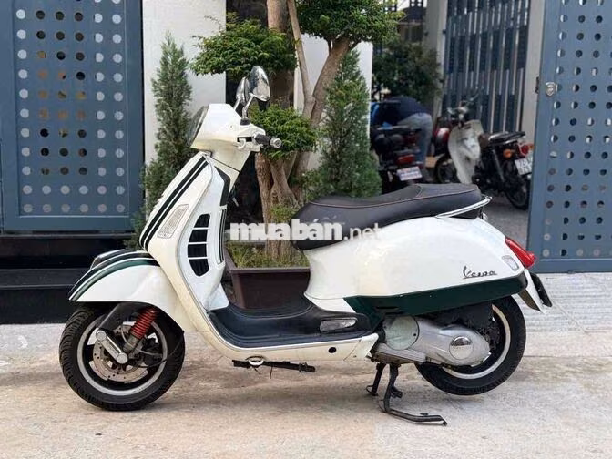 Piaggio Vespa GTS 125 3Vie 2015 Trắng Đã sử dụng
