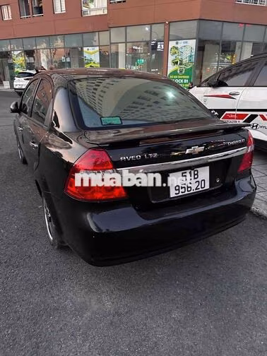Chính chủ cần bán Chevrolet Aveo 2018 Tự động Đẹp