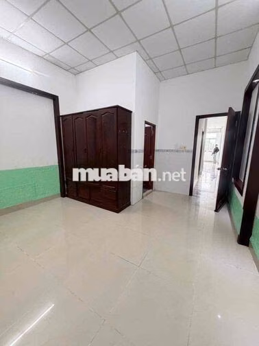 Nhà lầu 3 phòng hẻm ô tô Trần Quang Diệu