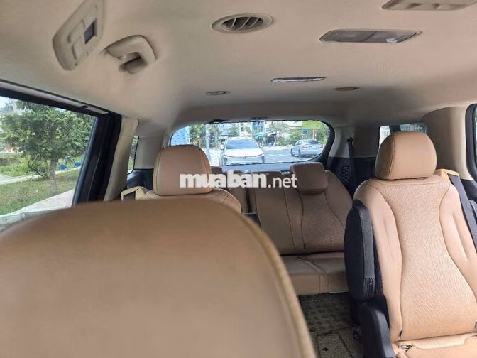 KIA CARNIVAL 2.2L SX LUXURY 2022, DẦU 8GHE 79000KM