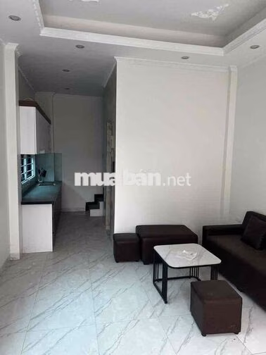 Cho thuê nhà nguyên căn mới 5 tầng x35m2 có thang máy xịn