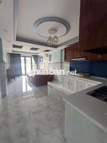 MT DƯƠNG QUẢNG HÀM , VỊ TRÍ ĐẸP
