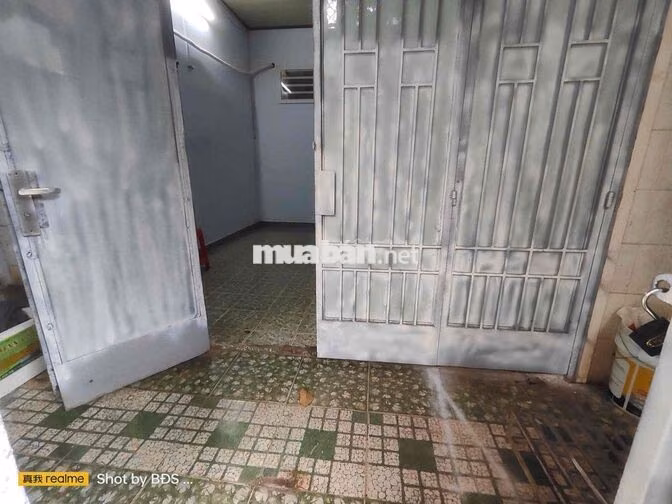Nhà 72m2 2pn 1wc hẻm xe hơi gần ĐH Luật 8triệu