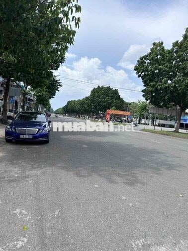 Cho thuê nhà mặt tiền khu vành đai tên lửa