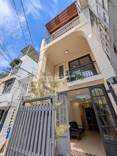 NHÀ NGAY HẺM XE HƠI DIỆN TÍCH 43M2