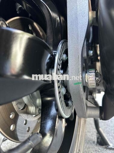 Piaggio Vespa GTS 300 HPE Đen 3.500 km