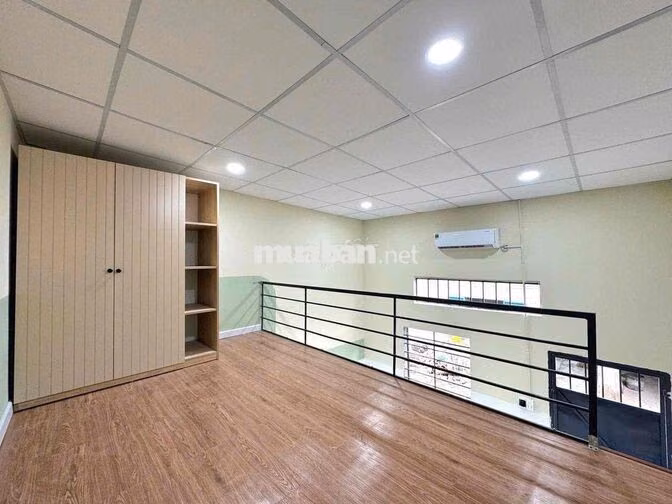 DUPLEX GÁC CAO MỚI XÂY NGAY ĐH NGÂN HÀNG -