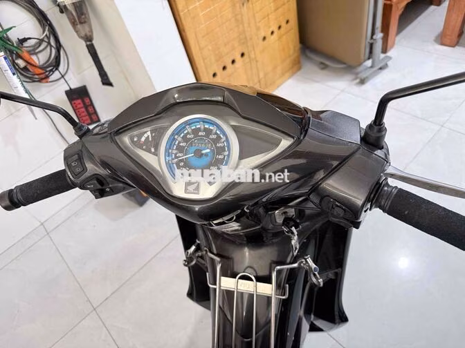 Honda Future 125Fi  12/2016 ngay chủ ký giấy ngay