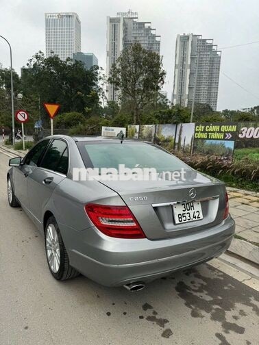 Mercedes C-250 2011 Xám Hơn chục vạn