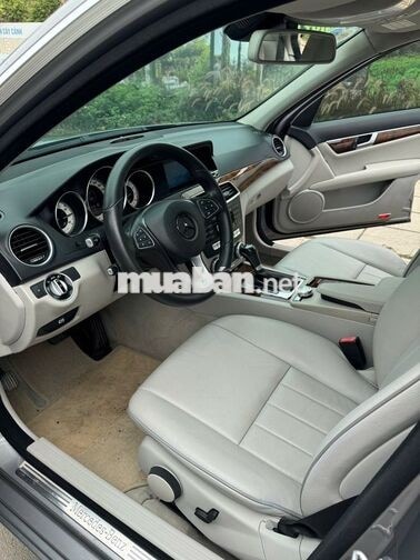 Mercedes C-250 2011 Xám Hơn chục vạn