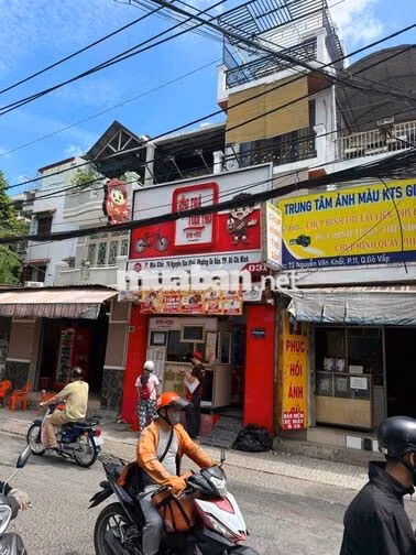 Nhà 1 trệt 2 lầu 4PN, MT đường Nguyễn Văn Khối giá 23tr