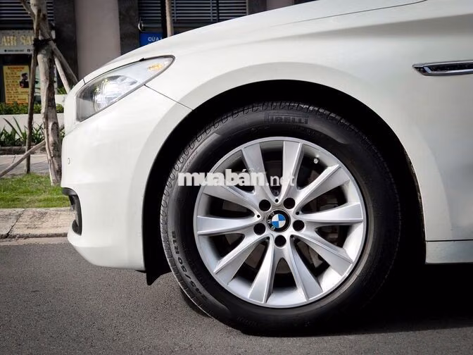 BMW 528i GT Model 2018 Trắng 39.000 Miles