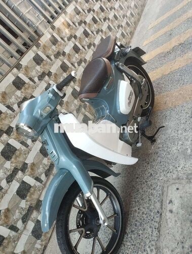 Xe máy Cub 50cc Tự động Xám trắng