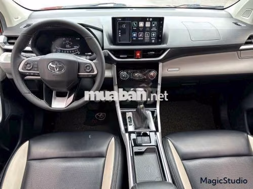 Xe Toyota Veloz Cross Top 1.5 CVT 2022 - 499 Triệu