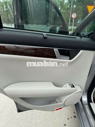 Mercedes C-250 2011 Xám Hơn chục vạn