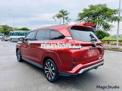 Xe Toyota Veloz Cross Top 1.5 CVT 2022 - 499 Triệu