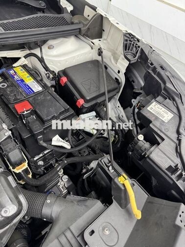 Peugeot 2008 2022 1.2AT Active Trắng Tự động