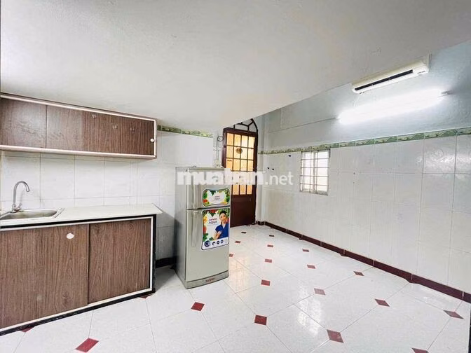 PHÒNG ĐẸP CÓ GÁC RỘNG THOÁNG GẦN VHU, HUIT, AEON MALL