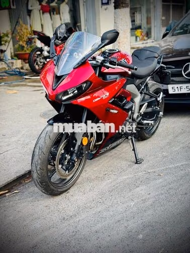 Triumph daytona 660 odo 2k 2025 siêu mới