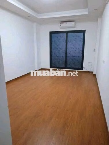 Cho thuê nhà thạch bàn, gần aeon, 3PN, Full đồ ở ngay, ngõ ô tô tránh