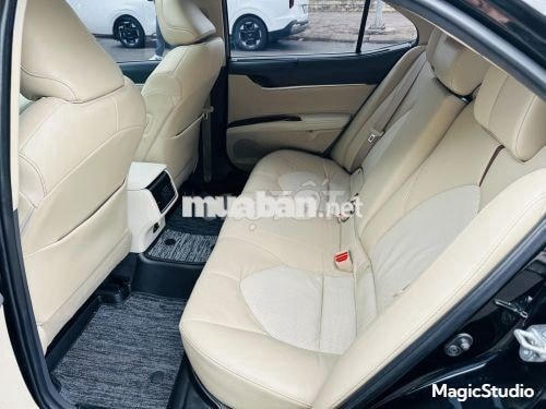Xe Toyota Camry 2.5Q 2022 - 1 Tỷ 45 Triệu