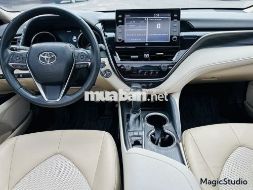 Xe Toyota Camry 2.5Q 2022 - 1 Tỷ 45 Triệu