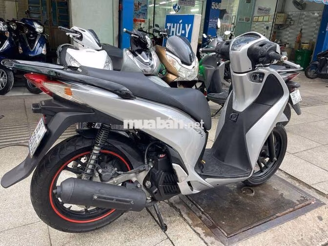 Honda Vario 150 2021 Bạc Đã sử dụng