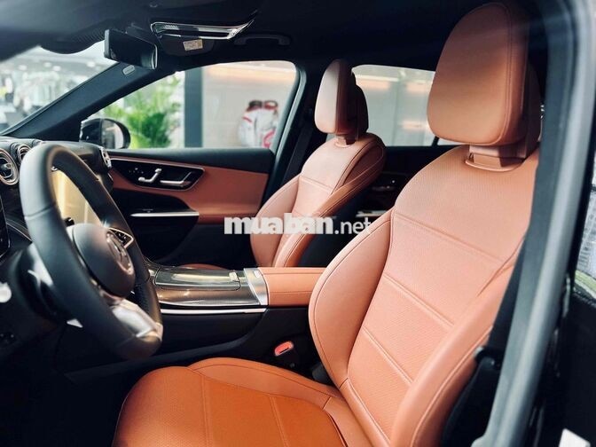 Mercedes-Benz GLC 200 4MATIC SUV Đen