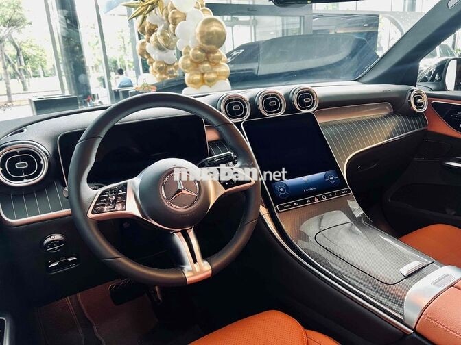 Mercedes-Benz GLC 200 4MATIC SUV Đen