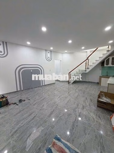 NHÀ DƯỚI 5 TỶ – NGANG 8M22 x8m - Q6 gia đình 3 thế hệ ở thoải mái- SHR