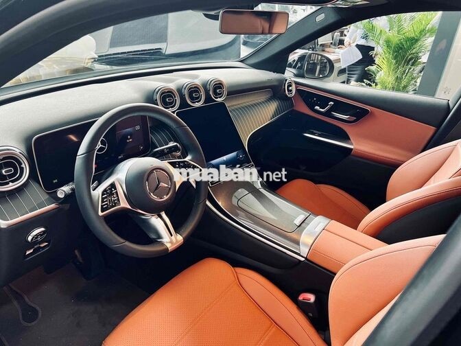 Mercedes-Benz GLC 200 4MATIC SUV Đen