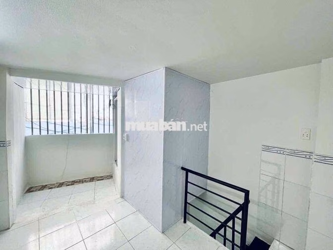 chính chủ bán nhà chợ Lý Thường Kiệt , gần ngã 5 chuồng chó