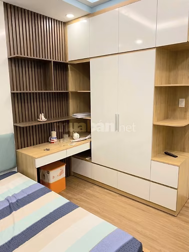 C/c  Sunny Plaza Phạm Văn Đồng căn hộ  87m2,3p ngủ giá 16tr/tháng