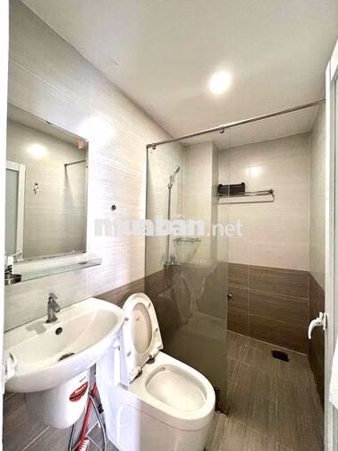Cho Thuê Căn Hộ Ban Công Rộng 40m2 Full Nội Thất Ngay Chợ Bàn Cờ Q3