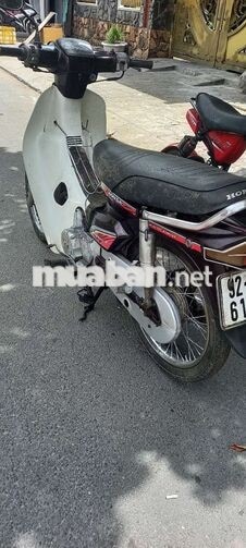 Honda Dream Nâu Xe số