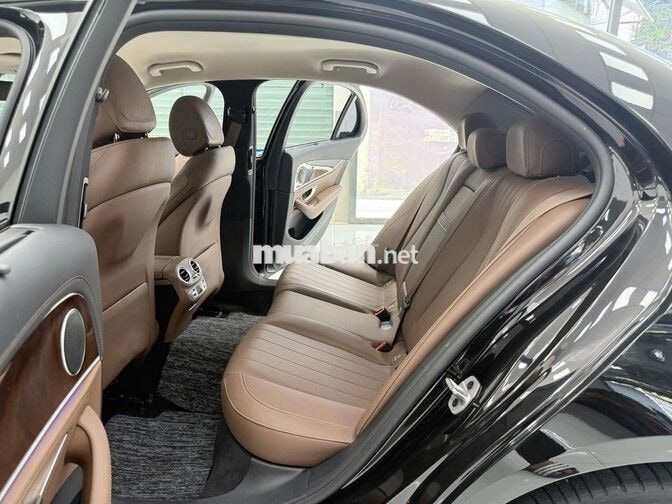 Mercedes-Benz E200 Exclusive 2021 Đen