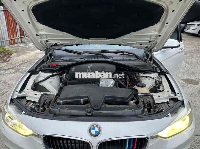BMW 320i 2012 Trắng Xe gia đình