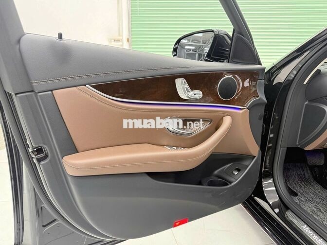 Mercedes-Benz E200 Exclusive 2021 Đen