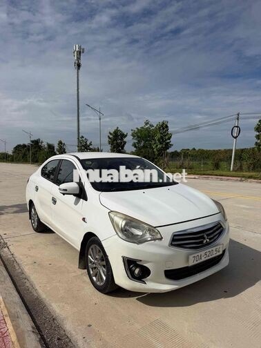 Mitsubishi Attrage 2015 1.2MT nhập thái chính chủ