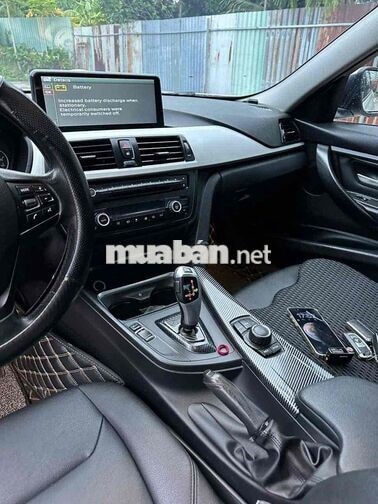 BMW 320i 2012 Trắng Xe gia đình