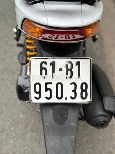 Honda Click 110 Trắng đen