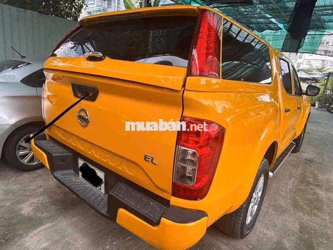 Nissan Navara 2022 số tự động